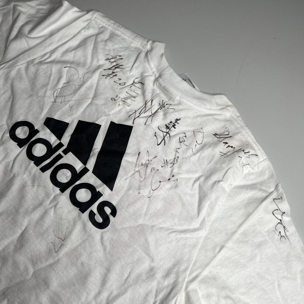 06 Louisville Cardinals Basketball Adidas T-Shirt Size L Signed Autographs NCAA